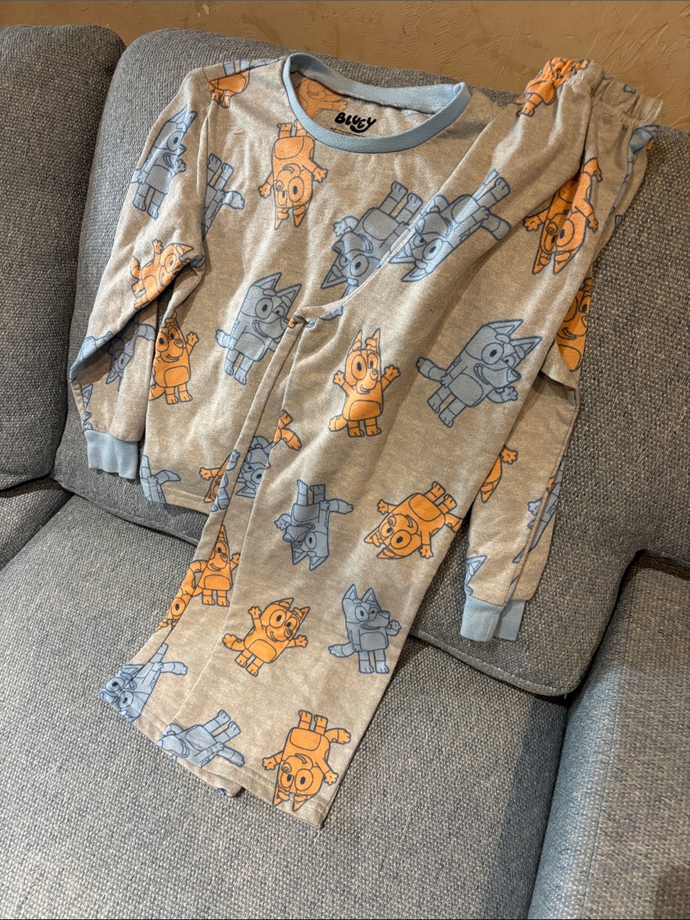 Bluey pajamas! Size 8